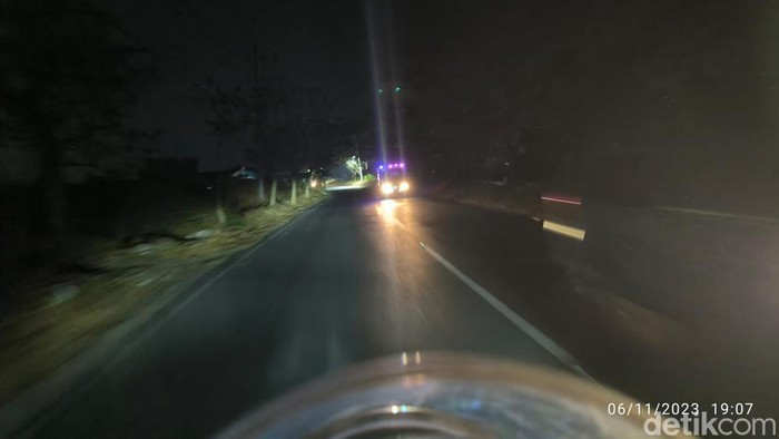 Lampu PJU Jalan Jawar dari Arah Gresik ke Surabaya Banyak yang Mati