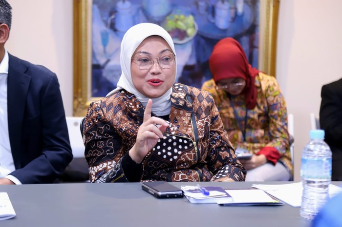 Menteri Ketenagakerjaan Ida Fauziyah berpesan kepada para peserta program pemagangan di perusahaan industri di Jepang agar selalu menjaga nama baik bangsa, negara, keluarga, dan almamater