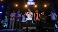 Selain sebagai upaya untuk menjaga bumi, BLIS juga merupakan bentuk mencintai produk dan budaya lokal. Salah satu bentuk implementasinya dengan menggandeng pedangdut Koplo Denny Caknan.
