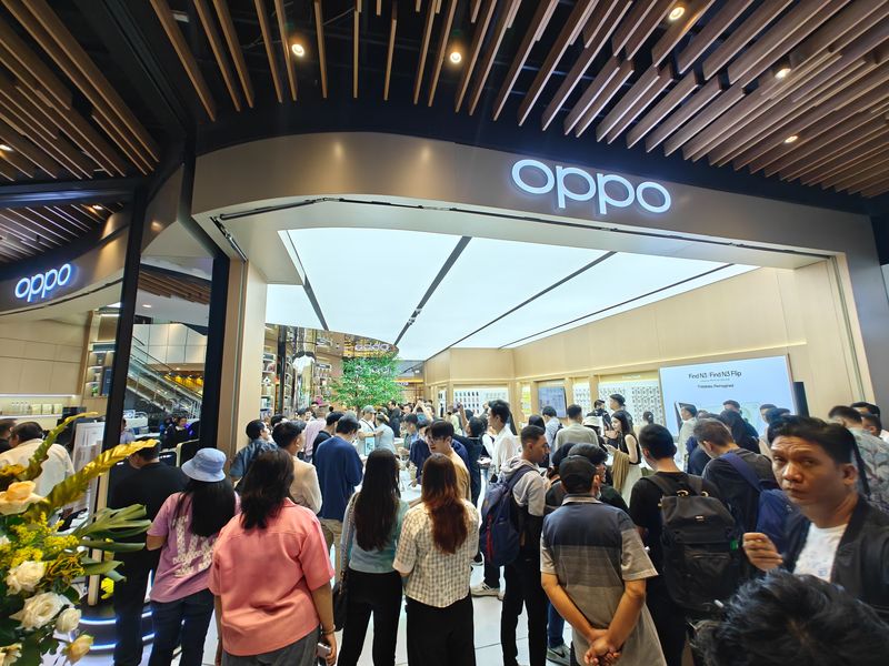 OPPO Experience Store