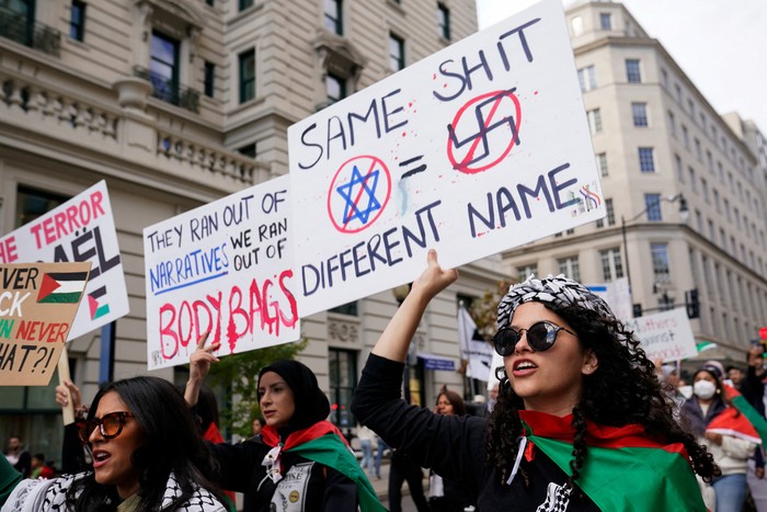 Demonstrators gather in support of Palestinians amid the ongoing conflict between Israel and Hamas, at Freedom Plaza in Washington, U.S., November 4, 2023. REUTERS/Elizabeth Frantz