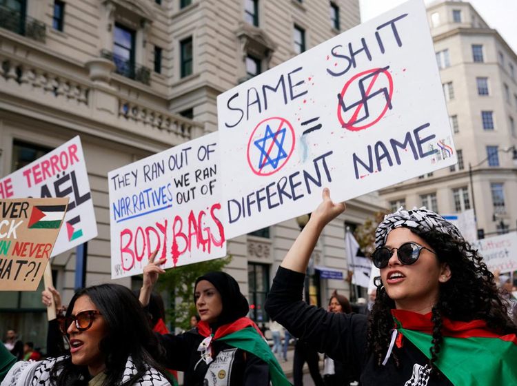 Penampakan Ribuan Massa Gelar Aksi Bela Palestina Dekat Gedung Putih AS