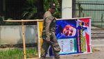 Langgar Aturan, Satpol PP Tertibkan Alat Peraga Kampanye di Kudus