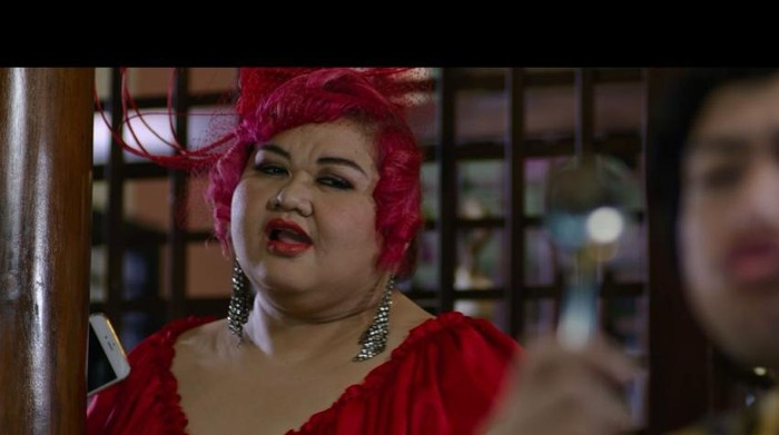 Cuplikan adegan Pretty Asmara di film Start Up Never Give Up.