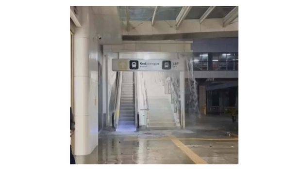 Stasiun Kereta Cepat Whoosh di Halim Diduga Bocor Akibat Hujan. (Dok: Instagram/Istimewa)