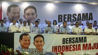 Selain itu, TKN Prabowo-Gibran juga dibantu sejumlah wakil sekretaris, sejumlah wakil bendahara, dan sejumlah wakil komandan teritorial.  