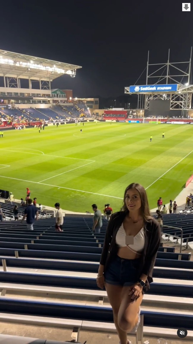 Apa yang aku inginkan adalah agar mereka tidak lagi berbicara buruk tentangku. Namaku sudah sangat tercoreng. Aku pikir tidak adil untuk sebuah kesalahan yang aku buat bisa jadi seperti ini, katanya dilansir The Sun. Foto: Instagram Valeria Andrade