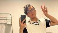 Ardhito Pramono dikenal sebagai penyanyi muda dengan karyanya yang luar biasa. Ia juga menjalani kehidupan sebagai seorang ayah yang hangat dengan putrinya. Foto: Instagram/ardhitopramono