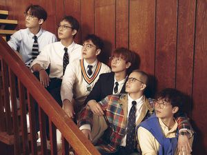 Fans BTOB di Gedung BPKN RI: Kami Mau Seraph Ent Kembalikan Uang!