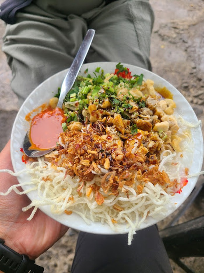5 Bubur Ayam Viral Pakai Topping Unik, Cheese Stick hingga Kroket