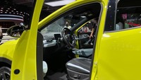 Tampilan saat mau masuk ke dalam Seagull. Foto: Car News China