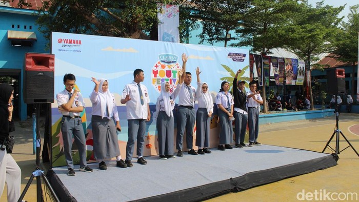 Classy Yamaha Youth Festival di SMAN 11 Makassar.
