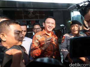 Ahok Jalani Pemeriksaan KPK Selama 6,5 Jam