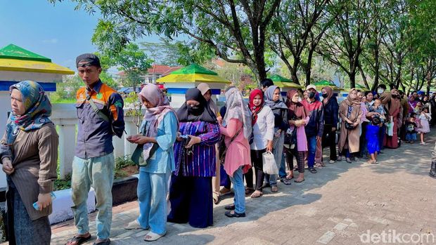 Gerakan Pangan Murah di Kecamatan Gedebage, Kota Bandung.