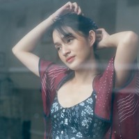 Kabarnya Jeanne dan Ardhito sudah menikah pada tahun 2019. Dari pernikahannya itu keduanya sudah dikaruniai seorang putri bernama Asmara. Foto: Instagram/@jeannetasfdl