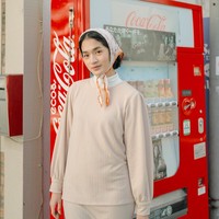 Jeanneta Sanfadelia sendiri diketahui merupakan seorang model sekaligus illustrator. Berbeda dengan Ardhito, di akun Instagram pribadinya Jeanne hingga kini tampak belum mengunggah apapun yang berhubungan dengan rumah tangganya bersama Ardhito. Foto: Instagram/@jeannetasfdl