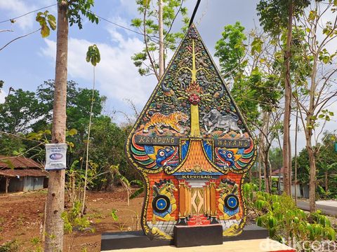 Kampung Wayang Desa Kepuhsari, Kecamatan Manyaran, Kabupaten Wonogiri, Selasa (7/11/2023).