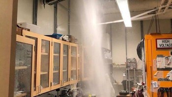 Gagal kerja karena ada kebocoran. Foto: Boredpanda