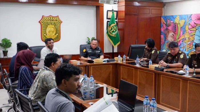 Kepala Pusat Penerangan Hukum (Kapuspenkum) Ketut Sumedana menerima audiensi Koalisi Masyarakat Sipil