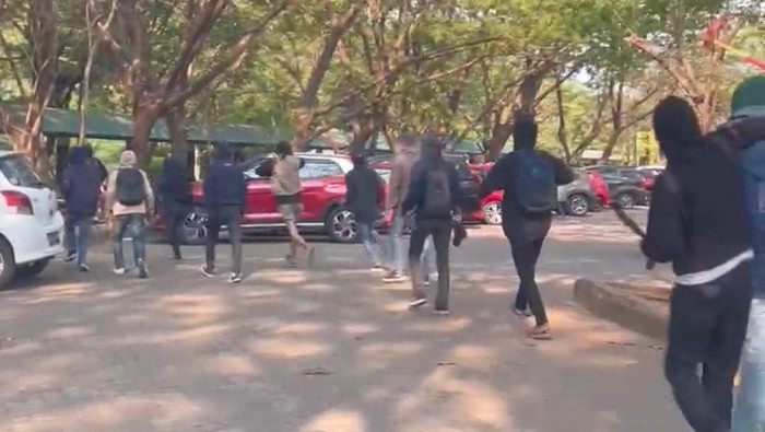 Kericuhan di UMI Makassar, Sulsel.