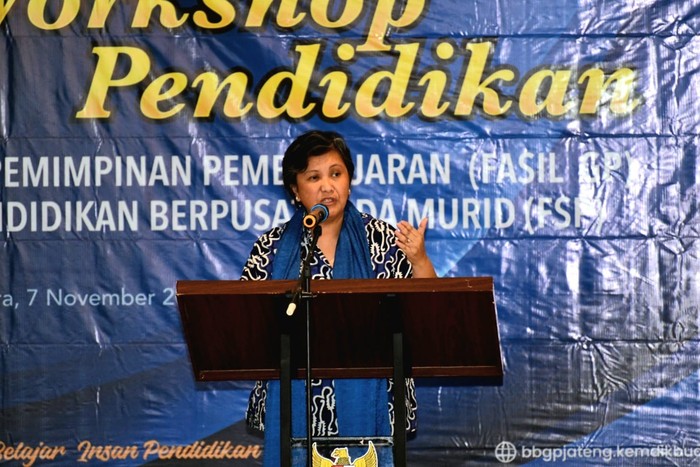 Lestari Moerdijat