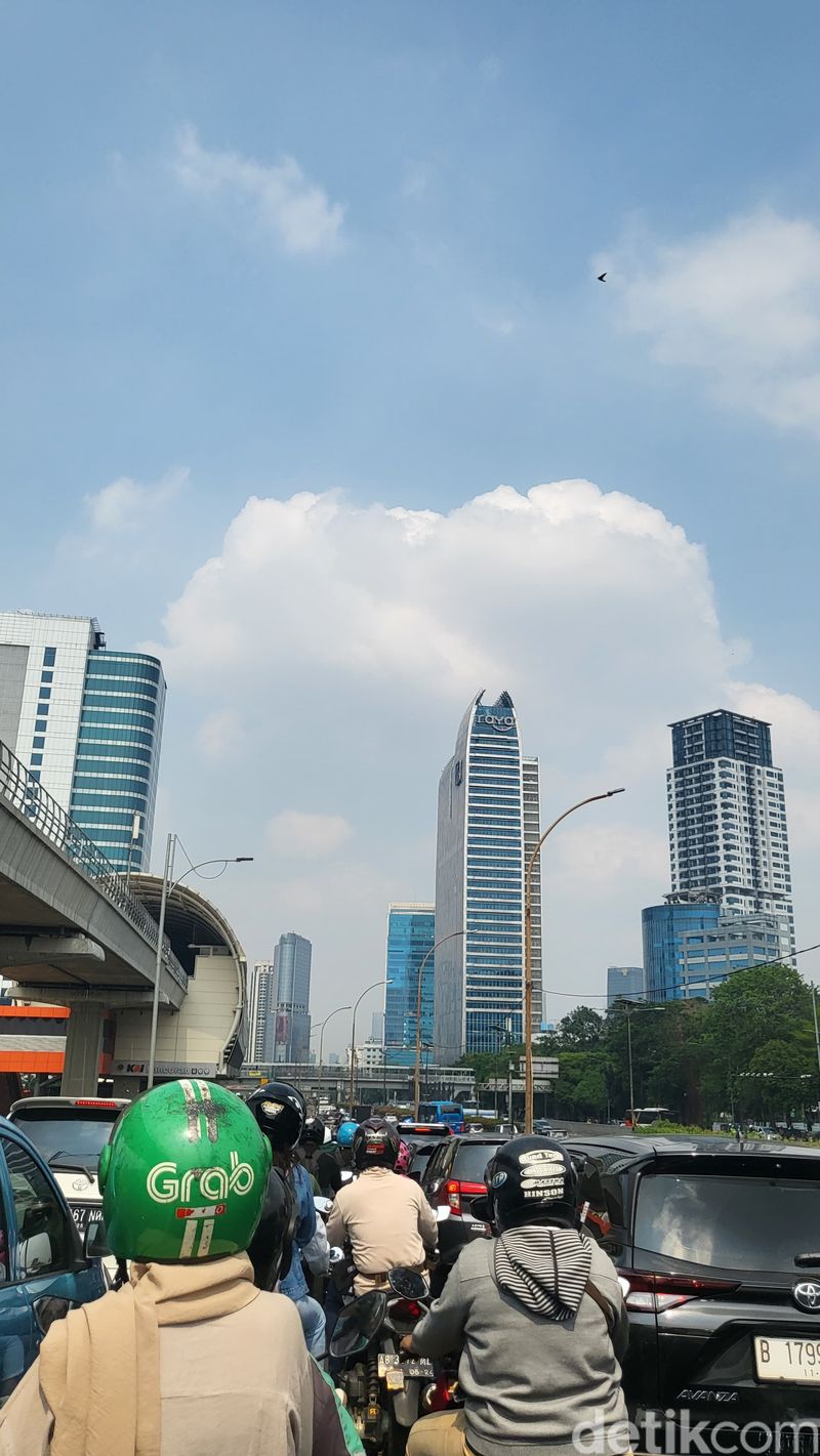 Macet di Pancoran 7 November 2023