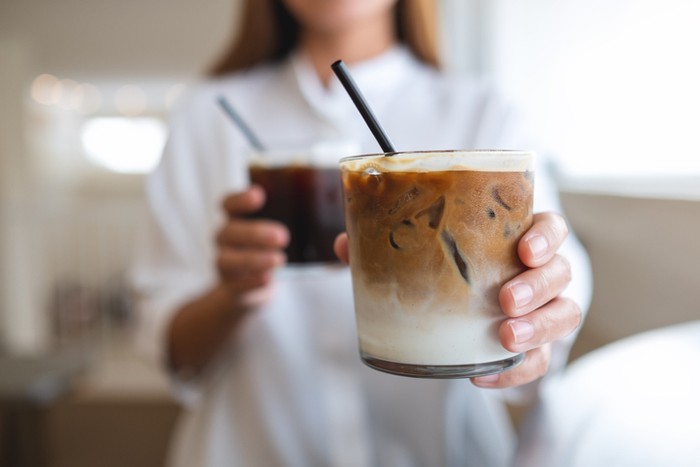 5 Manfaat Sehat Tambahkan Susu ke Dalam Secangkir Kopi