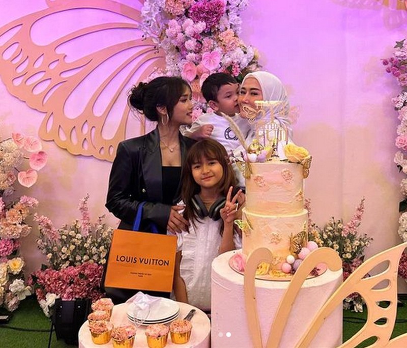 Momen Marissya Icha Kulineran Bareng Fuji hingga Ngeteh di Turki