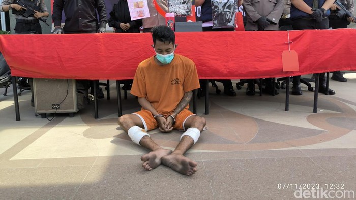 Penjambret yang tewaskan emak-emak di Gresik berikan tips antijambret buat wanita.