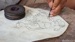 Potret Perajin Wayang Kulit Pucung Bantul, Harga Produknya Capai Ratusan Juta