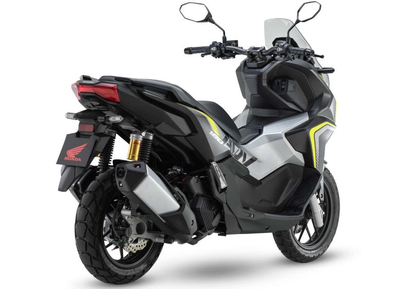 Pilihan warna baru Honda ADV 160 di Malaysia