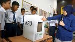 Potret Mengenalkan Pemilu Kepada Siswa Sekolah