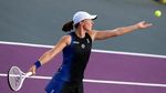 Potret Swiatek Menangi Final WTA, Kembali Jadi Petenis Nomor Satu Dunia
