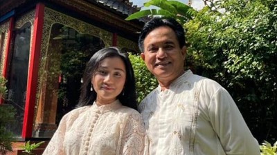 7 Foto Rika Kato Istri Blasteran Yusril Ihza Beda 27 Tahun, Kerap Dikira Anak