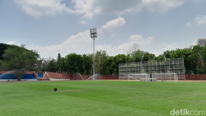 Stadion UNS yang akan digunakan untuk latihan klub sepakbola peserta Piala Dunia U-17.Foto diambil Selasa (7/11/2023).