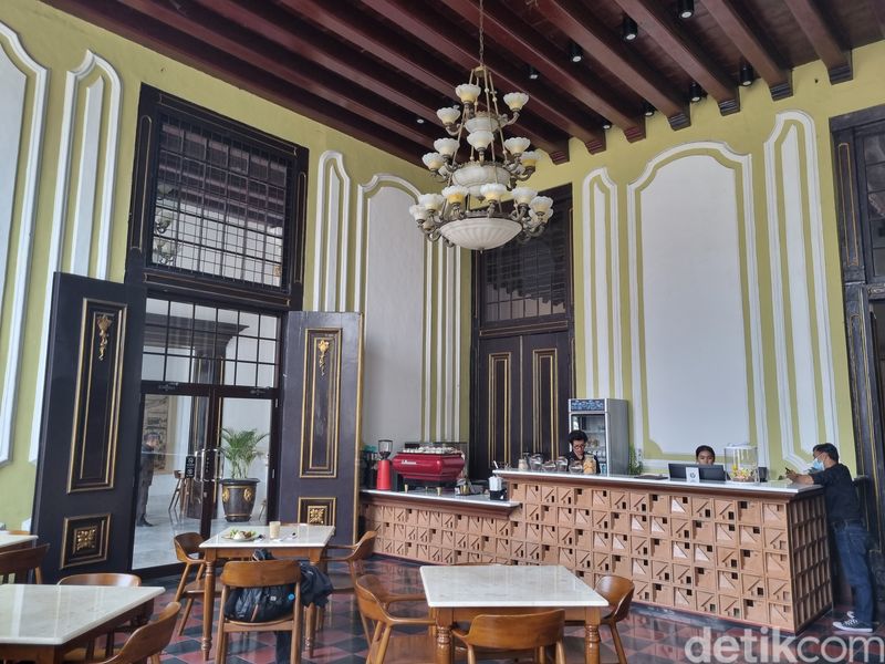 Ada kafe di Toko Merah, Kota Tua Jakarta