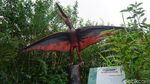 Wow... Ada Dinosaurus di Purbalingga