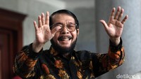 Sebelumnya, Anwar dijatuhi sanksi pemberhentian dari jabatan Ketua MK. Dia dinyatakan melakukan pelanggaran etik berat.  