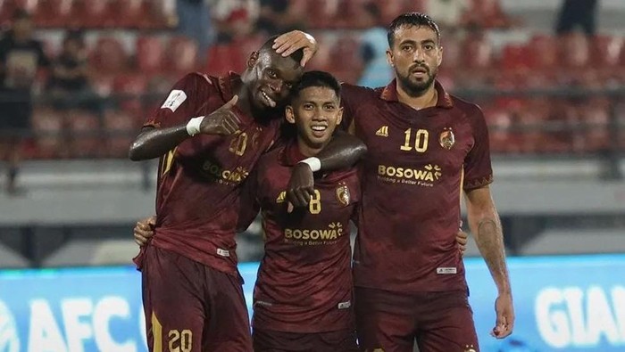 Adilson Silva dan Everton Nascimento akan kembali menjadi andalan PSM Makassar menghadapi Hougang United di AFC Cup.