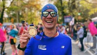 Daniel Mananta mampu menyelesaikan New York City Marathon 42 km dalam waktu 3 jam 51 menit. Daniel menuliskan rutenya sangat sulit dan banyak melewati tanjakan. Foto: dok. Instagram Daniel Mananta