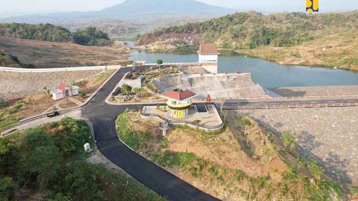 Bendungan Cipanas