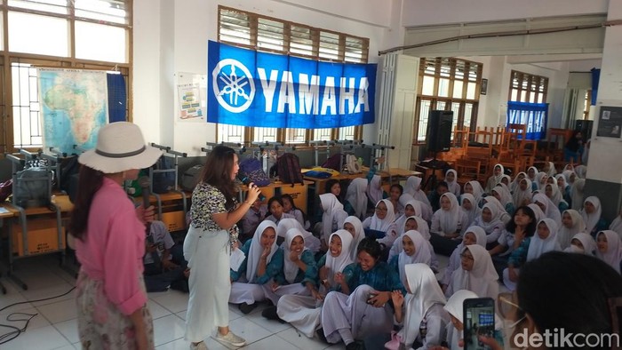 Classy Yamaha Youth Festival di SMA Negeri 8 Makassar, Sulsel.