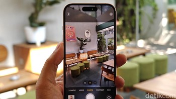 Kini kamera utamanya berukuran 48 MP bersanding dengan lensa ultra-wide 12 MP. Foto: Adi Fida Rahman/detikINET