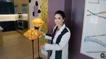 Artsy! 10 Potret Dapur Demi Lovato yang Dihiasi Karya Seni