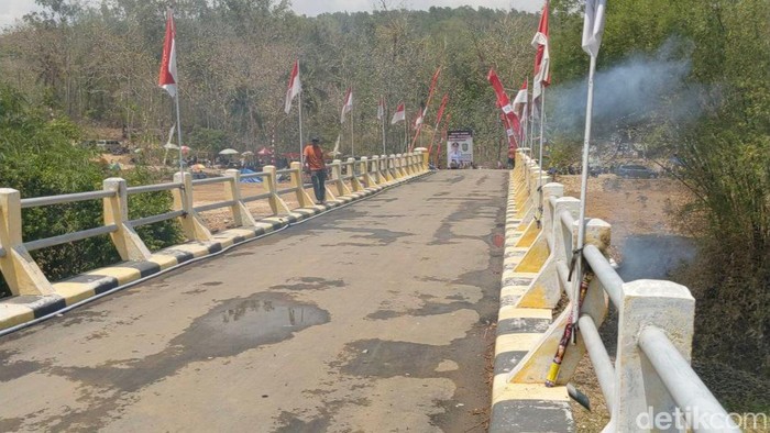 Jembatan Bhinneka Tunggal Ika