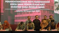 Mereka hadir seusai melakukan penandatanganan kerjasama antara IFG dengan 10 BUMN Pendiri Dana Pensiun BUMN.