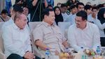 Keseruan Bobby Nasution Saat Makan Duren hingga Seruput Kopi