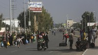 Kabar ini disampaikan oleh juru bicara militer berbahasa Arab, Avichay Adraee. Dalam keterangan unggahannya, Avichay menyebut, jika para pemimpin Hamas menggunakan warga sipil sebagai perisai. Pekan lalu, IDF mengatakan bahwa Hamas memanfaatkan peluang kemanusiaan yang diberikan IDF kepada penduduk Gaza dan melakukan serangan dengan tembakan mortir dan rudal anti-tank.