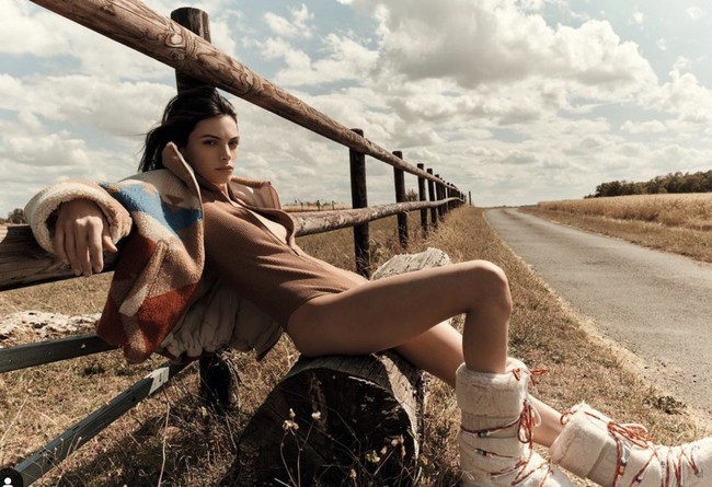 Santer terdengar kabar May dilibatkan setelah Dior memecat Bella karena proaktif membela Palestina. Sebuah artikel di koran Israel menguatkan dugaan tersebut. “Saat banyak perusahaan dunia yang menarik dukungannya dari Israel, merek internasional Dior memilih May Tager untuk membintangi iklannya. Posisi tersebut seharusnya diisi oleh Bella Hadid yang pro-Palestina dan pengkritik Israel,” demikian tertulis di berita tersebut seperti dikutip Ace Showbiz. (Foto: Instagram/@maytager)