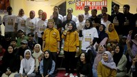 Lisa berpesan Relawan dapat mengikuti satu rapat barisan, satu irama, satu frekuensi bersama-sama memenangkan mas Ganjar Pranowo-Mahfud MD.